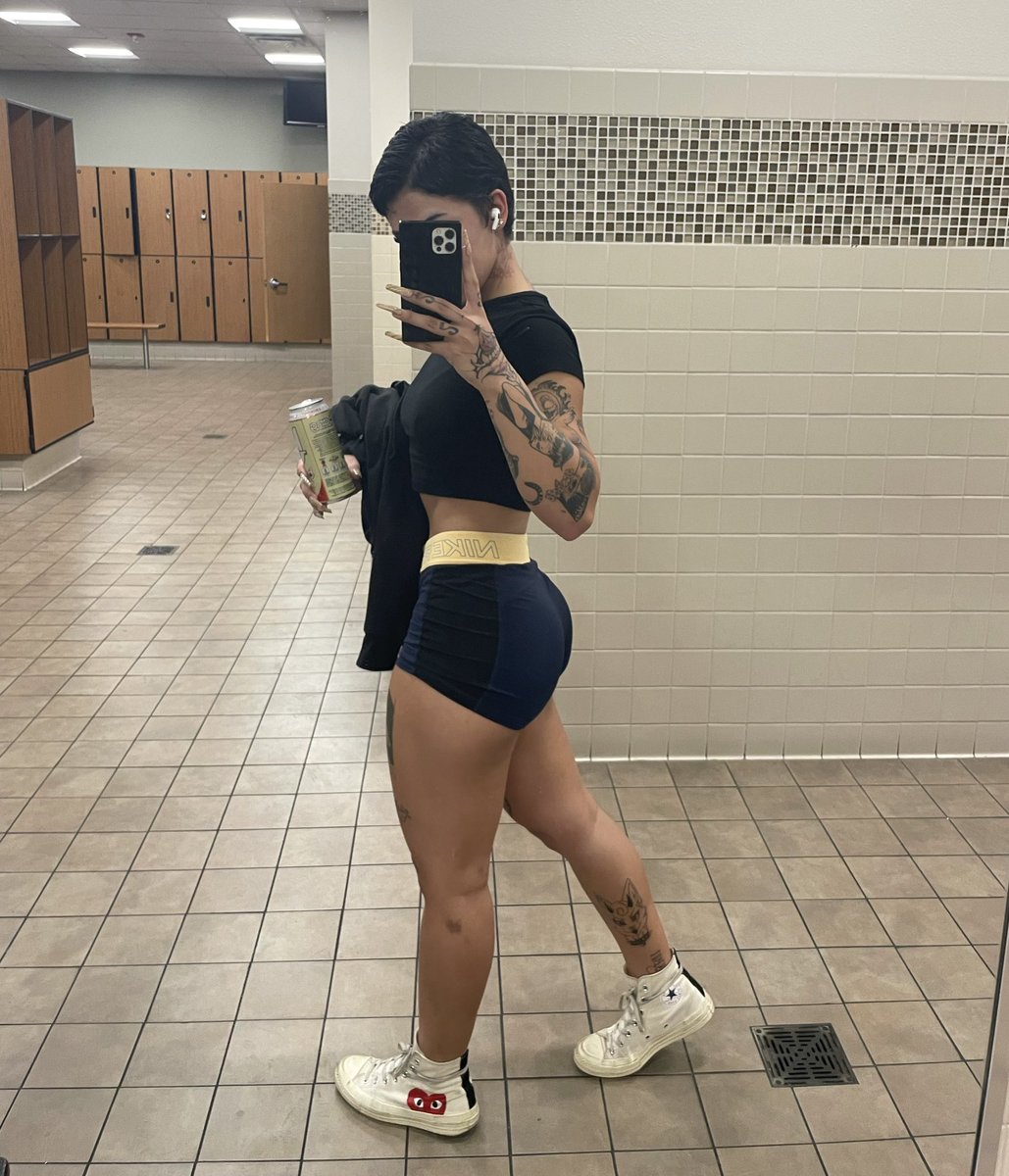 starrsandmoon's tweet photo. gyming… https://t.co/TWEWgDSRqd