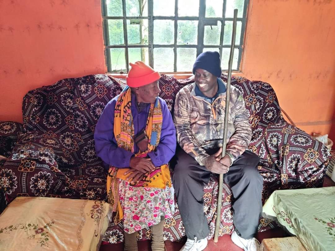 rigathi's tweet photo. I took a very emotional walk from my house to the home of my only surviving Aunt, at 93 years old, Gladys Gathoni. 
The only surviving sister of my late mother has been fasting while praying for me. 
I went to inform her that God has answered her prayers and granted me favour. https://t.co/84Qd8dc7JL
