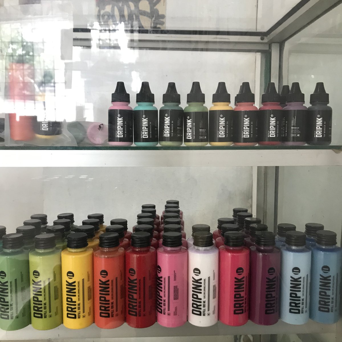 kadeboyz's tweet photo. Weapon🎨 #dripink https://t.co/LofX0FDeEl