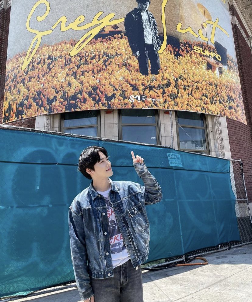 timeto_SUHO's tweet photo. 220518 @ kimjuncotton 인스타그램

K-pop's green light is on 🚦

#EXO    #수호 #준면 #SUHO #Junmyeon @weareoneEXO https://t.co/j5FIJANlnb