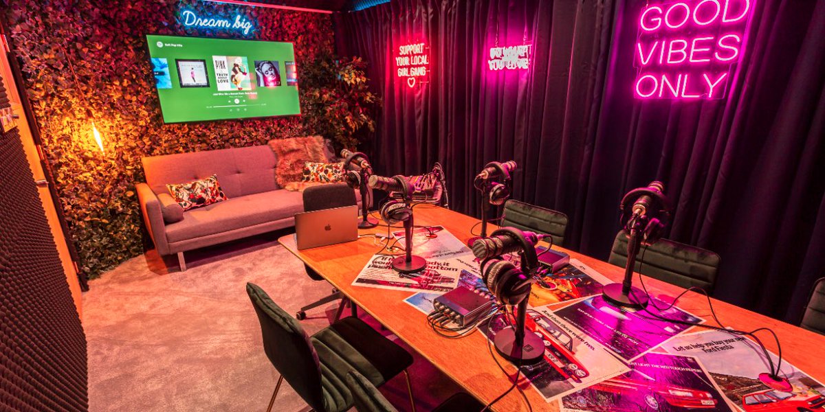 Looking forward to appearing on the armschair show today and discussing all things automotive <a href="/ebaymotorsgroup/">eBay Motors Group UK</a> <a href="/WeAreArmchair/">Armchair Marketing</a>