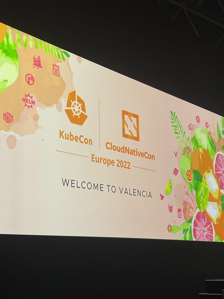 makomatic's tweet photo. welcome everyone at #KubeCon #KubeConEU https://t.co/nzeWWzokNf