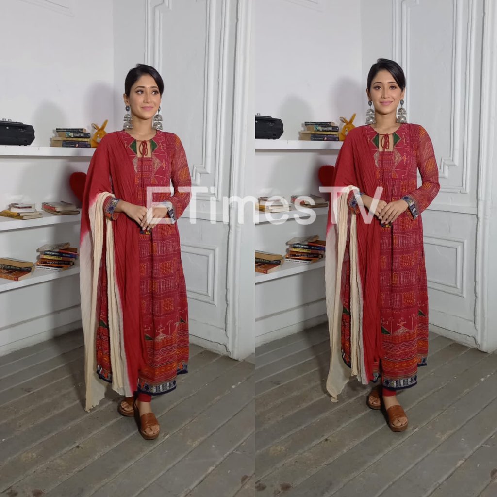 EXCLUSIVE: <a href="/shivangijoshi10/">Shivangi Joshi</a> looks gorgeous as she gets spotted at Khushi NGO to celebrate her birthday!😍❤️

#shivangijoshi #tvcelebs #tvstars #etimestv