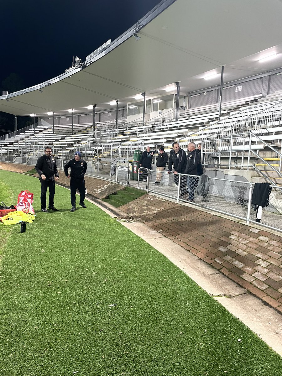 Dsincs's tweet photo. .@omfnl squad hard at it tonight @LPFNC are in preparation for the match against the @GVLeague #AshWilson #PassionLivesHere https://t.co/2R5rRwg0Th