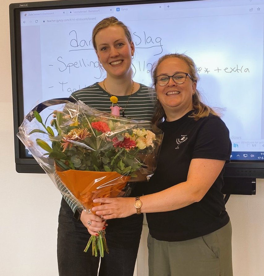 Wij leiden samen met <a href="/hupabo/">@HUpabo</a> op tot leraar primair onderwijs. Loek is geslaagd en start bij ons in het nieuwe schooljaar. Eerste baan in het #onderwijs van harte gefeliciteerd Loek! Goed gedaan.