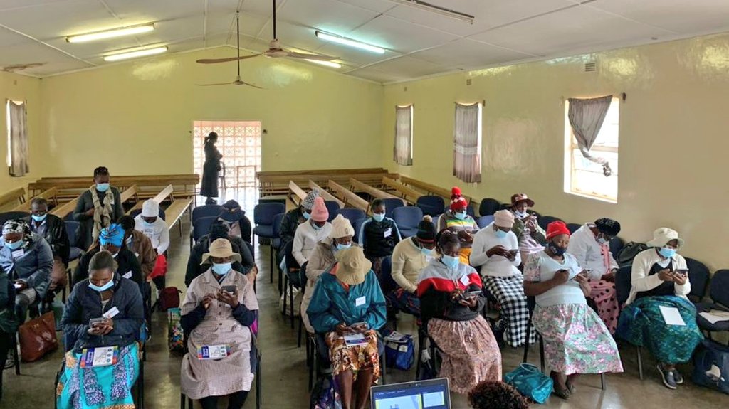 friendshipbench's tweet photo. 25 Grandmothers in Matabeleland who have just finished 8 days of the Friendship Bench training sit down to give an anonymous evaluation of the process. 

Successful programmes are created in collaboration, every voice matters 💛 

#ProgrammeEvaluation #MentalHealthTraining https://t.co/spc4ChAf0X