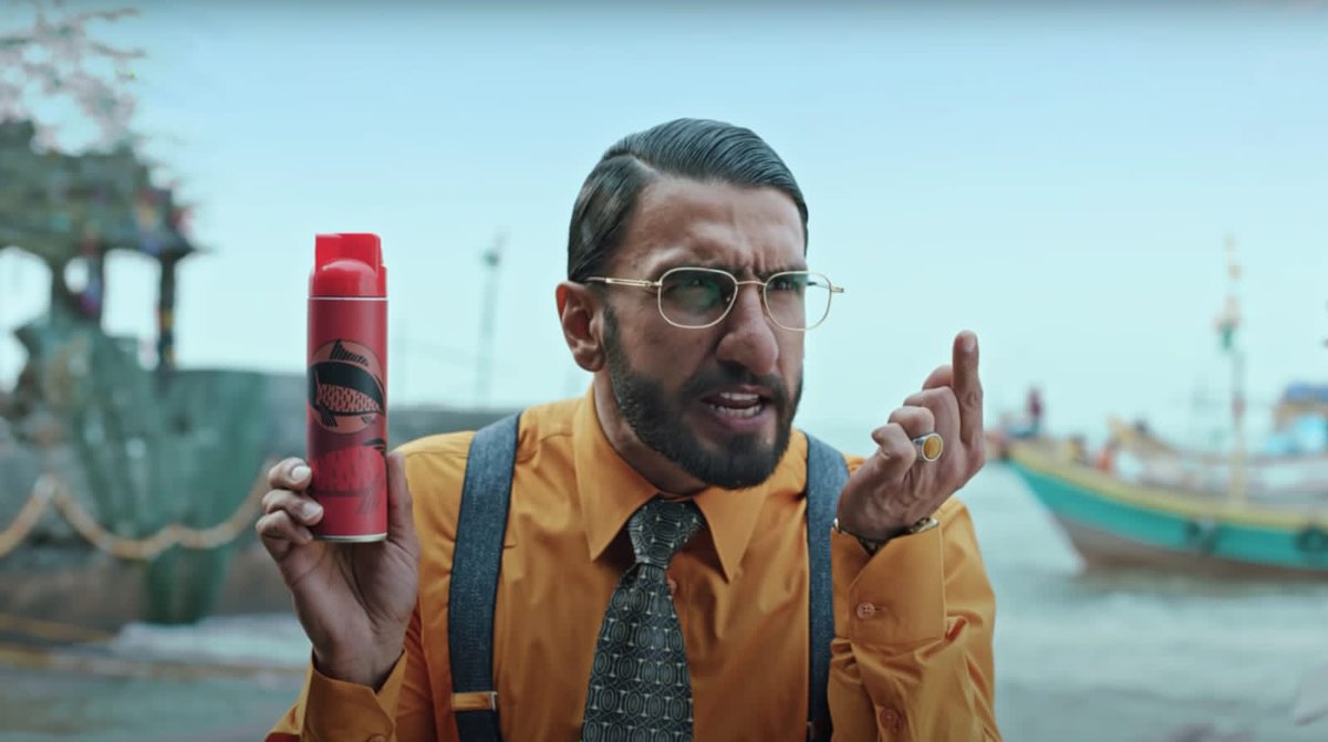 DevpalNitesh's tweet photo. FreshToHome's #NoShortcut campaign presents @RanveerOfficial as a slimy salesman, promoting directly sourced meat and seafood products from farmers and fishermen that too without any chemicals! #RanveerGoesFresh https://t.co/ArD4ppgAQJ