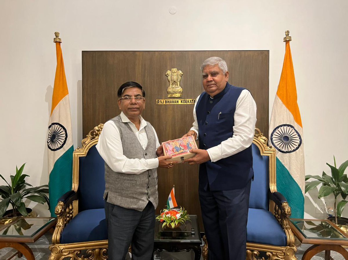 Drsubhassarkar's tweet photo. Heartiest birthday greetings to Hon'ble Governor of West Bengal Shri Jagdeep Dhankar Ji.

I pray for your good health, happiness and long life. @jdhankhar1 https://t.co/mwUlQvjkLF