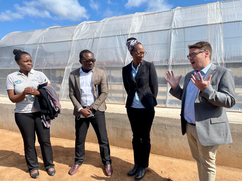 SwedeninZM's tweet photo. Our 🇸🇪 visitors led by DG @AndersAhnlid NBT @Kommerskoll yesterday met the 🇿🇲 company Forest Africa Zambia, supported by #Sweden @Sida through @TechnoServe 

The company produces Mabuyu juice from the Baobab fruit.

#TradeWeek 🇸🇪🇿🇲🇪🇺
#SweZam🇸🇪🇿🇲 https://t.co/gnXrq5v0X6