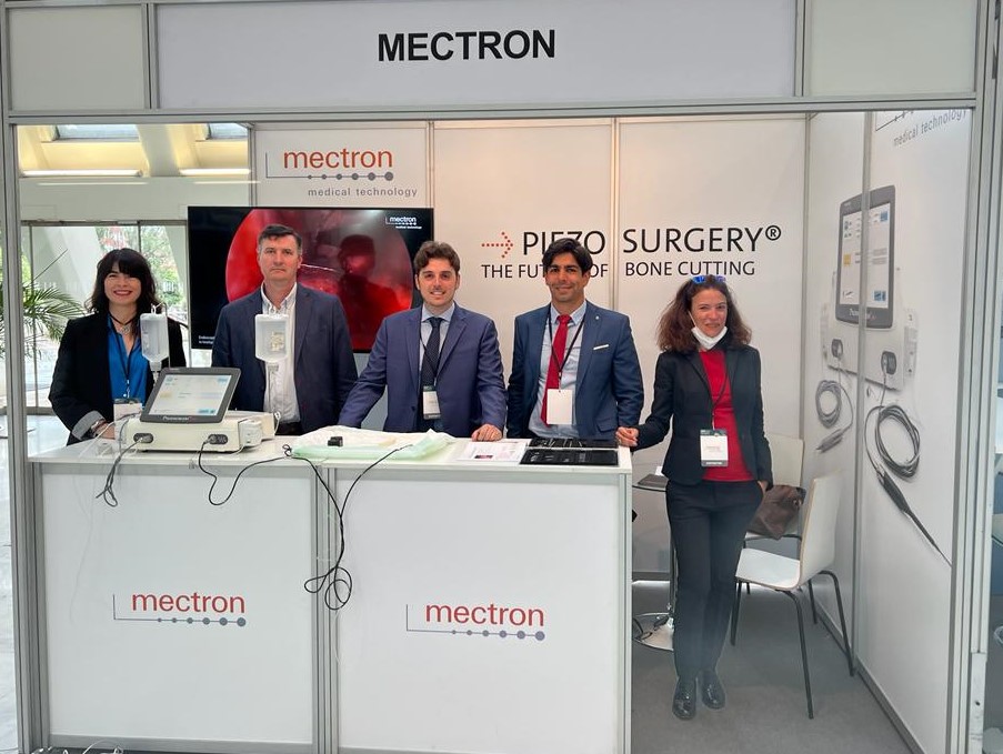 CD_PHARMA's tweet image. Presentado el nuevo equipo #PIEZOSURGERY para #Neurocirugía en el XXV Congreso @SociedadSENEC 2022 en #Oviedo junto con @Incotrading y #MectronMedical

¡Ven a visitarnos al Stand Nº 6!
#Neurocirugia #Neurosurgery #CirugíadeColumna #CirugíaCraneo #SENEC #CongresoSENEC2022