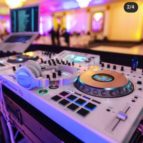 DeeJayCloz's tweet image. The rate at which DJ gear is being released is alarming! @PioneerDJglobal just put out that XDJ-XZ-W 🔥
#djgear #pioneerdj #djcontrollers