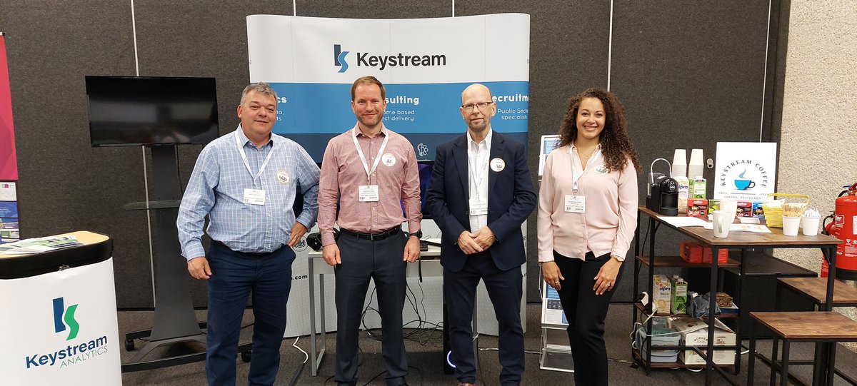 KeystreamR's tweet image. Ready to welcome visitors to stand 20 and teleport them to the future of Stonehenge, virtual reality style. #digiGov22 #governmentrecruitment