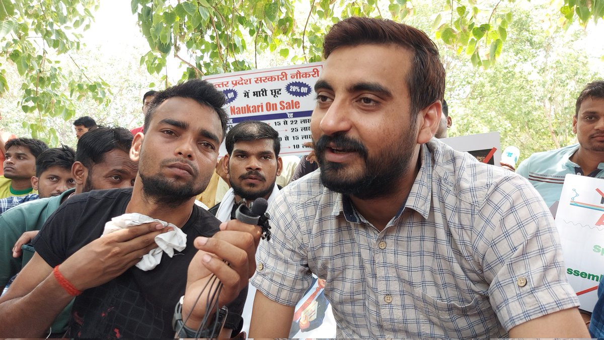 Mukesh_Y_SP's tweet image. #Release_Viveksir
आम आदमी सोता हुआ शेर है छेड़ो मत उठ गया तो चीर फाड़ देगा।
#RELEASE_Viveksir