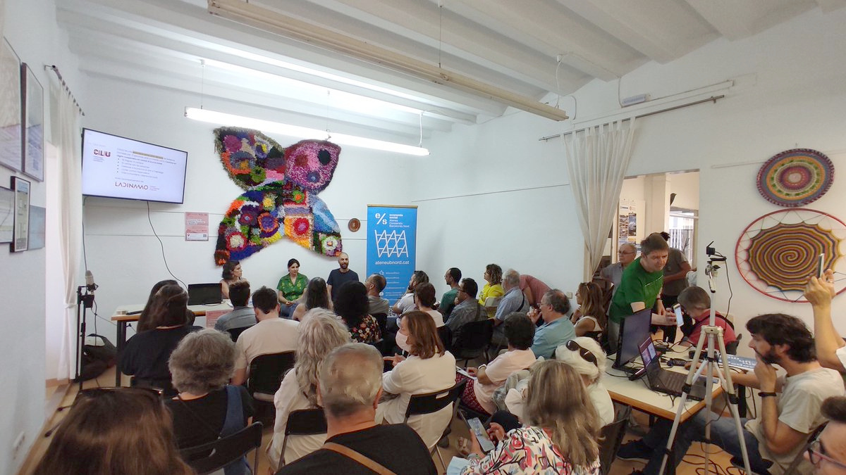 IndependentBDN's tweet photo. L'Associació Caliu presenta a #Badalona la seva iniciativa per crear una cooperativa d'habitatge en cessió d'ús https://t.co/5EjzYrydWK https://t.co/z6nGsSqqm5