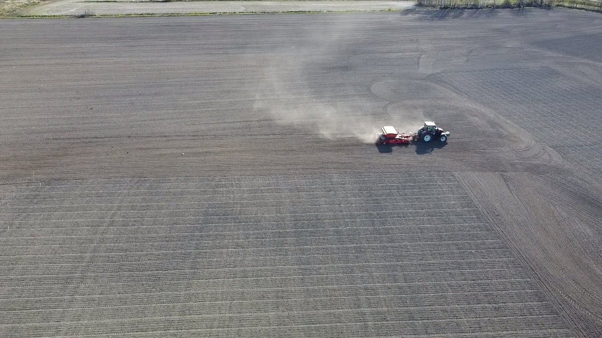 liespuu's tweet photo. 80% of #field_trials drilled. The next step is to drill the surroundings of the trials with a bigger machine. #YaraKotkaniemi #Vihti #Finland https://t.co/QhvjJDAjlp