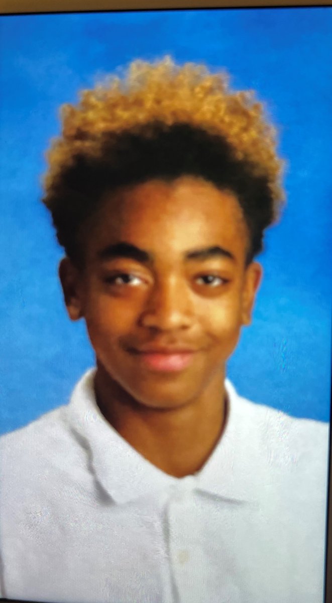 TPSOperations's tweet photo. MISSING:
Adonijah Deflorimonte, 15
Last seen Tues, May 17 at 9:30am, Don Mills Rd E + Godstone Rd
5'8", thin build, long curly hair on top, brown eyes
Wearing grey tracksuit with blue hoodie, black Nike running shoes, black backpack with basketball shoes tied on.
#GO927511
^ae https://t.co/dhiTuOMuGx