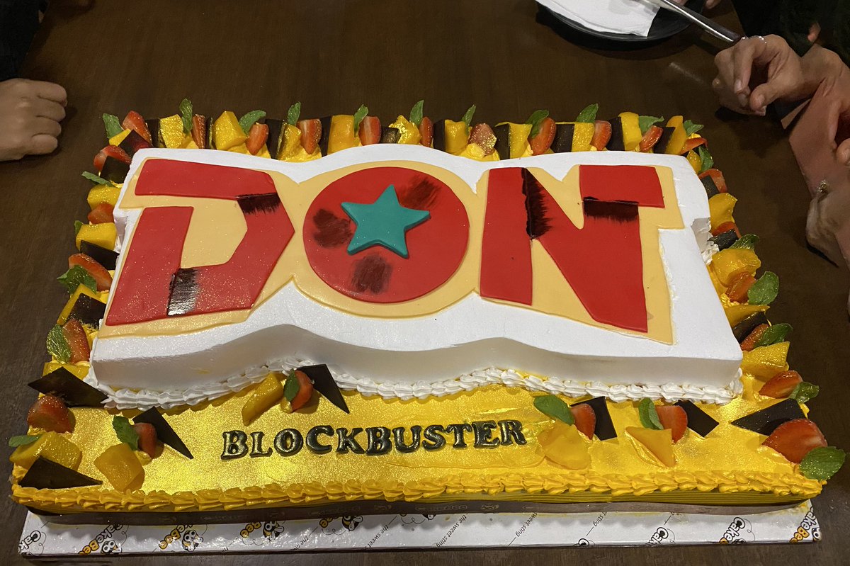 SKProdOffl's tweet photo. Blockbuster celebrations for namma #DON 🥳🎉🎊 Thank you all for this huge reception and response ♥️

#DONBlockbuster

@Siva_Kartikeyan @KalaiArasu_ @Udhaystalin @LycaProductions @RedGiantMovies_ @Dir_Cibi @anirudhofficial @priyankaamohan @iam_SJSuryah @thondankani @sooriofficial https://t.co/YxWJ8OKpfn
