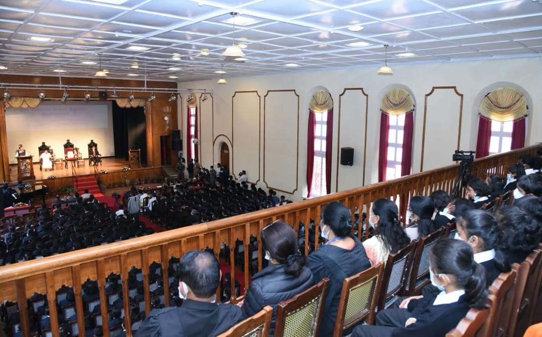 VPIndia's tweet photo. The Vice President, Shri M. Venkaiah Naidu addressing the students and faculty members of The Lawrence School, Lovedale in Nilgiris, Tamil Nadu today. #Education https://t.co/cP0dyHJdWK