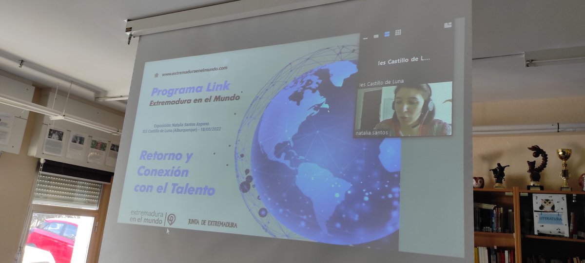 CristinaRamosG4's tweet photo. Gracias al #ProgramaLink de @JuntaEx_Mundo hoy conectamos con nuestro "talento" en París: Natalia Santos Aspano, antigua alumna que hoy ejerce un puesto de responsabilidad en la empresa francesa @ManoMano_FR  Gracias también a @AlburFrance y @CastilloRadio por el esfuerzo técnico https://t.co/MTgRTGTir1