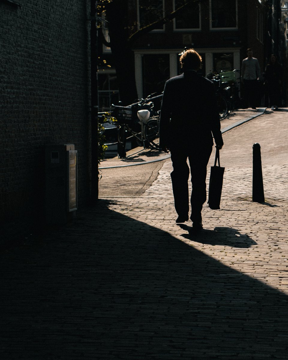JonasEichen's tweet image. Light &amp;amp; shadow in Amsterdam