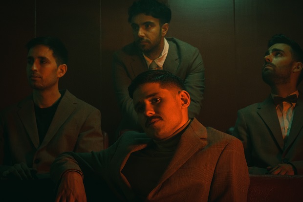 Avui a les 11h en el programa "Les Entrevistes" <a href="/OnaCatRadio/">OnaCat.Ràdio</a> tindrem a La Tour de Carol <a href="/latourdecarol/">La Tour de Carol</a> que ens presenten el seu nou disc "El gran invent" <a href="/VankikiRecords/">Vankiki Records</a>