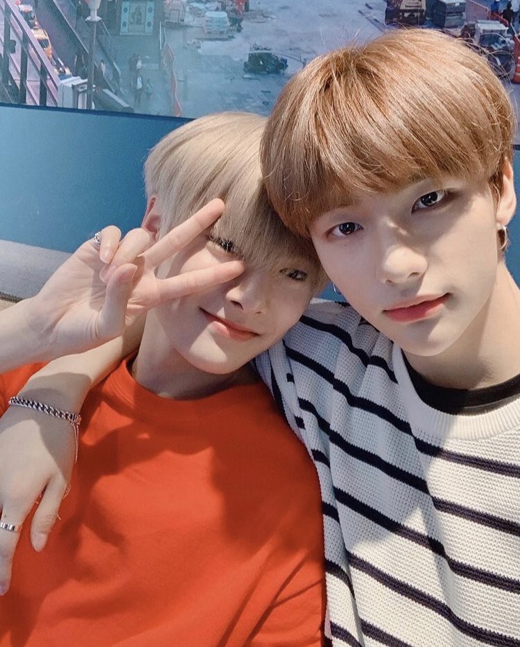 thisdayskz's tweet photo. 『200518』

⁎⁺˳✧ 2 years ago ; hyunjin via instagram https://t.co/1Uchz8ynpp