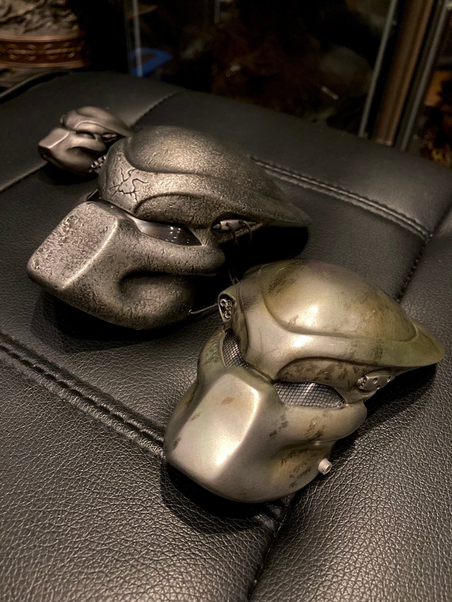 VEBar0LMsbpkbO7's tweet photo. #predator #プレデター #バイオマスク #biomask
個人的にはプライム版よりサイドショウマケット版が好み。 https://t.co/jwRquxSC4i