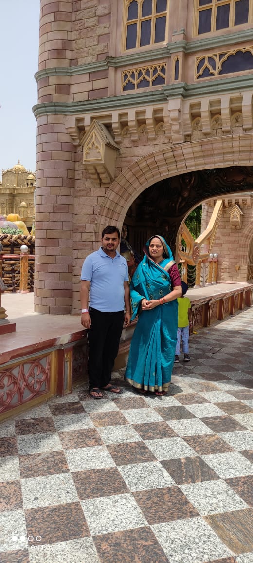 anshulyadav234's tweet photo. #blueworldthemepark 
इस पार्क का उद्घाटन समाजवादी सरकार में माननीय @yadavakhilesh जी के द्वारा किया गया था जहां भाजपा की सरकार प्रदेश हिंदू मुस्लिम करके माहौल खराब कर रही है वही ये  पार्क सभी धर्मों के लोगो को जोड़कर आपस मे भाईचारे का प्रतीक है ये है @samajwadiparty सरकार के काम https://t.co/f3zmRu5odC