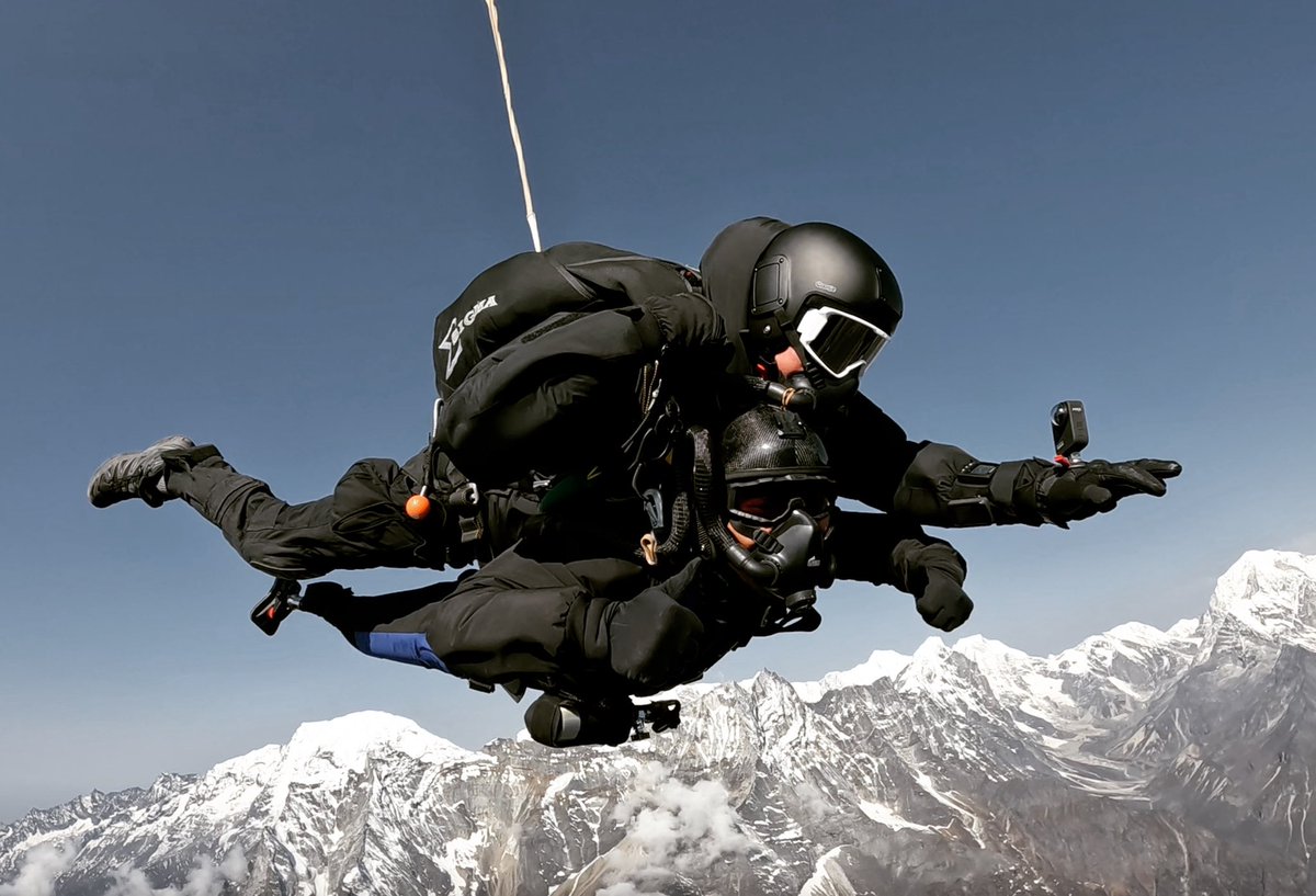 As being a double above knee amputee, flying over the mountains feels like getting freedom back. 

Thank you for the opportunity @PilgrimBanditsU, Parabellum Tactical Training and Niel Flanagan. 
.
.
.
#Ottobock #sidekicks #TheGurkhaWelfareTrust #ConqueringDreams #HariBudhaMagar