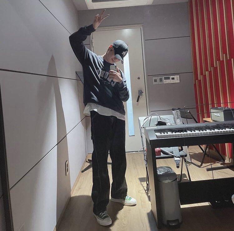 thisdayskz's tweet photo. 『210518』

⁎⁺˳✧ 1 year ago ; i.n via instagram https://t.co/AwCCkYbdv6