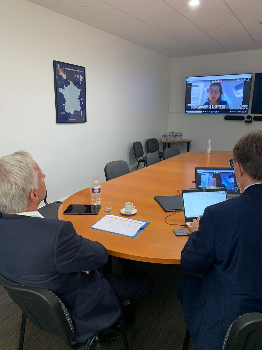 📍Réunion du groupe <a href="/ADepartementsF/">Départements de France</a> Grand Âge où j’ai souhaité associer <a href="/daguin_marie/">Daguin Marie-Josée</a>, Présidente nationale et Thierry <a href="/dAboville2/">d'Aboville</a>, Secrétaire général de l’<a href="/ADMRun/">ADMR</a>,acteurs essentiels dans nos #territoires pour nos personnes âgées pour échanger avec les élus en charge du Grand Âge