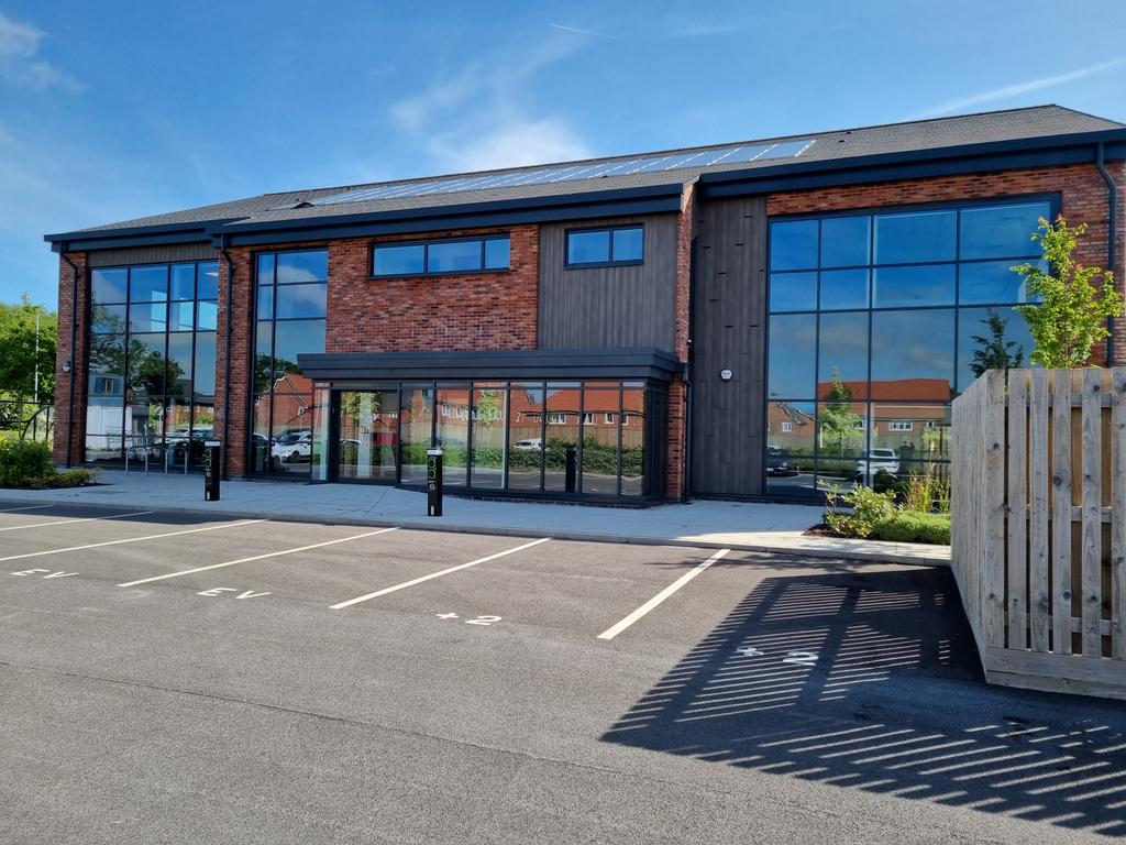 RVWCS's tweet photo. Great day for #office viewings today, starting in #holmeschapel with @willsillprop https://t.co/1PFoY9NuQa