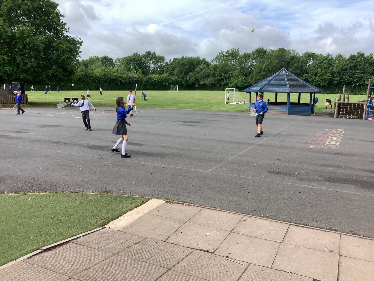 6CC_LPS's tweet photo. When you’re given some free choice time, the first question with this year group is always, ‘Can you open the PE shed please?’ ⚽️🎾🏉🏀🥅🏑 #LPSpe #LPSactive https://t.co/TH285ZttFa
