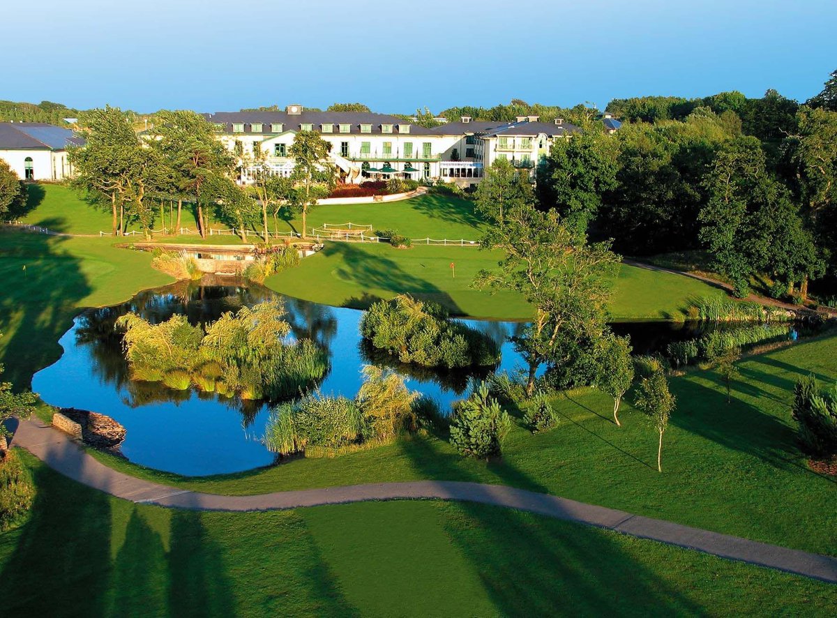 ** CALLING ALL GOLFERS **

Due to cancellations we've got availability for Golf Days on both 30th June & 12th July. 

If you are a keen golfer and would like to enquire about a booking a on either of these dates, please email ltaylor@valeresort.com 