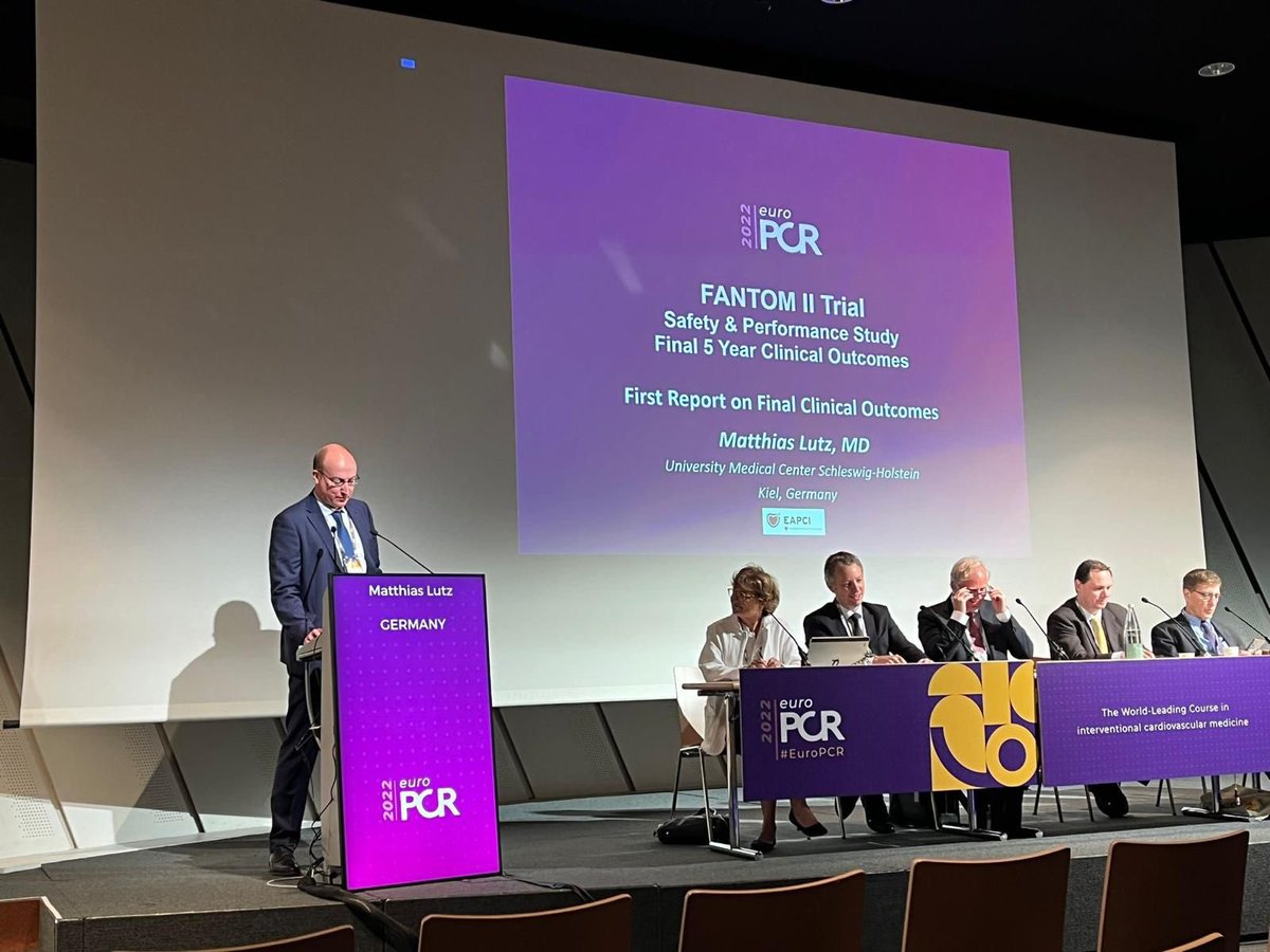 And to close the session: 5 Years Follow-up of the FANTOM II trial: study for which CERC was in charge of the monitoring activities in France <a href="/PCRonline/">PCRonline 🫀</a> <a href="/mjlutz/">Matthias Lutz</a> #EuroPCR <a href="/mc_morice/">marie claude morice</a> #interventionalcardiology #clinicaltrials #clinicalstudies