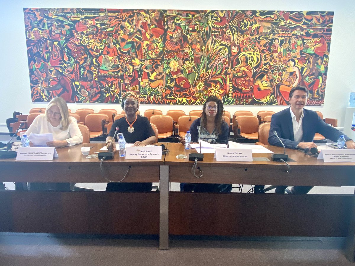 Festival <a href="/Ellestournent/">EllesTournent</a> 

Dans quelques minutes, nous démarrerons le panel “Renforcer l’entrepreneurial des réalisatrices dans les pays #ACP