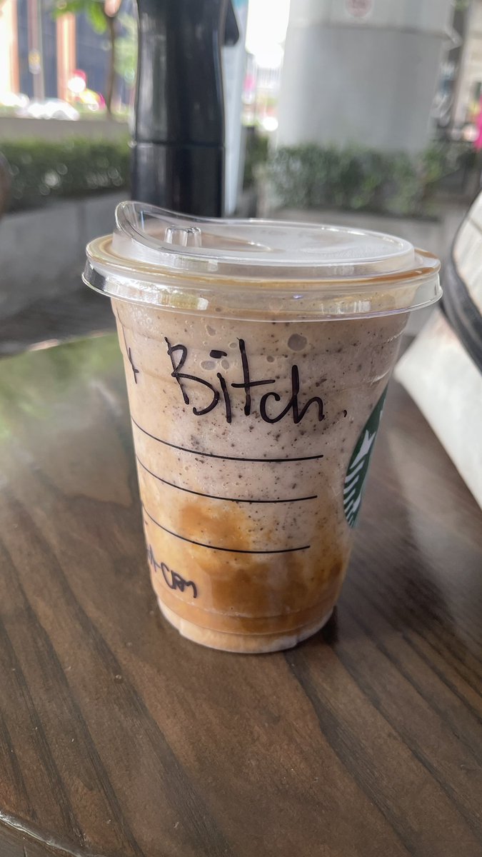 All people know immediately this is my cup and they right! This is my cup of coffee. Thanks #StarbucksSummer I love being called “bitch” ❤️🙏 https://t.co/icew3kRdNq.