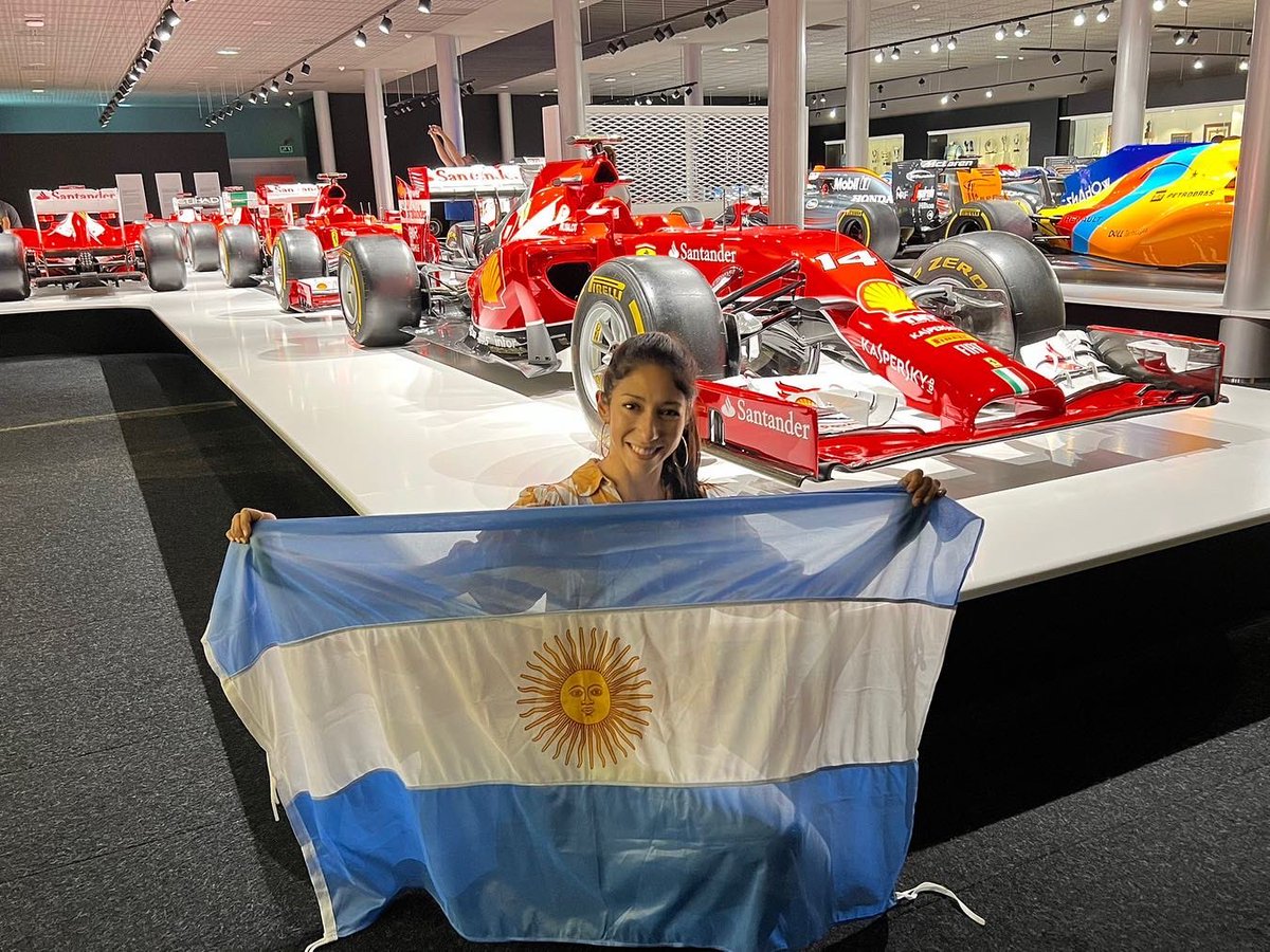 Despues de 28hs llegamos a Oviedo desde Argentina para visitar el @CircuitoMuseoFA Este finde vamos por los puntos <a href="/alo_oficial/">Fernando Alonso</a> !! 💪 <a href="/guillebidondo/">Guille Bidondo</a>