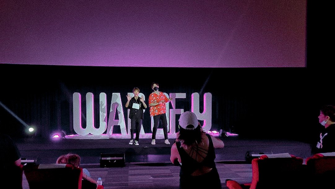 SOLEUENT's tweet photo. ภาพบรรยากาศน้องๆซ้อมBlockingโชว์ ในงาน #WAROFYTheFirstSecret 

#ROADTOWAROFYTHEFIRSTSECRET #SOLEU #SOLEUENT #COPYABANGKOK #WarOfY #WOYTFSxCOPYA #WarOfYTheSeries https://t.co/wEg6cD5CuQ