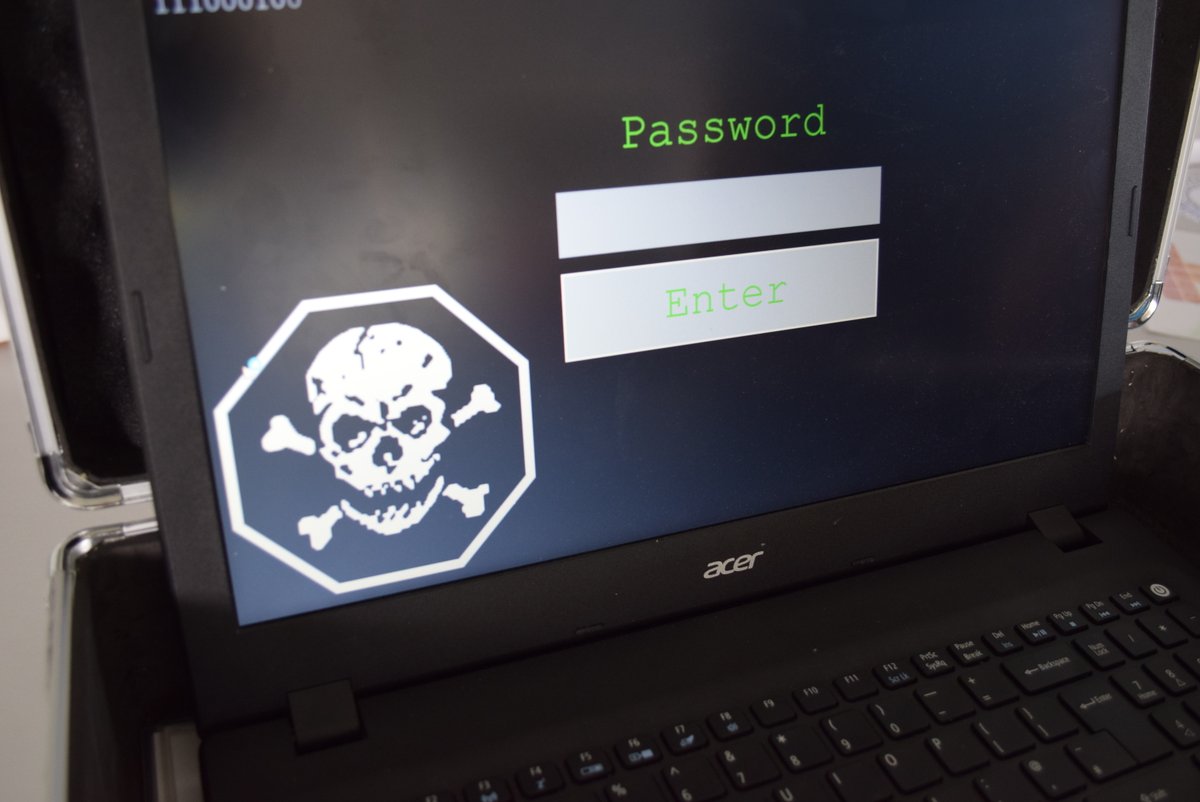 ColtonHillsCS's tweet photo. This morning we welcomed Ross from @TabletAcademyUKCyber to host a cyber security class for our sixth formers. Students were issued clues to crack the code into the laptops provided and then try to access the locked laptop in the secure briefcase.
#cyberclass #computersecurity https://t.co/jJEO6ShaJo