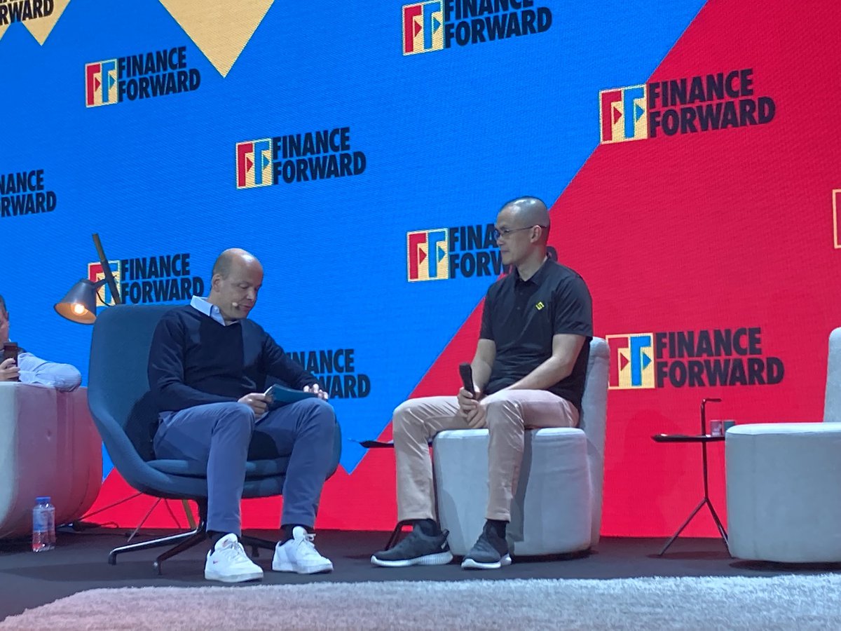stefanschaaf's tweet photo. Mein Chef @HorstButtlar im Gespräch mit @binance-Boss CZ bei  #ffw22. Was CZ zum #kryptocrash sagt, lest ihr später bei @capitalMagazin https://t.co/RzpxJvJNov