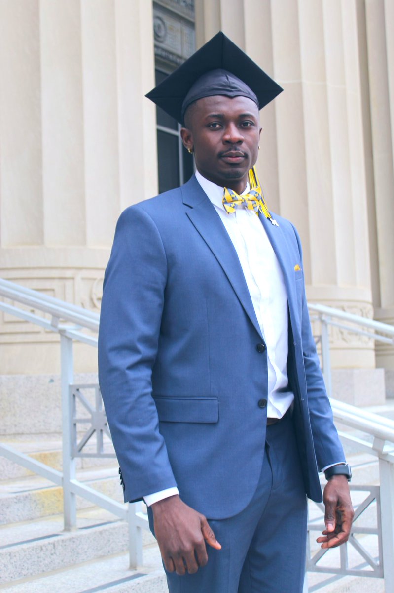 SamAfriyie1's tweet photo. Mastered it, the Michigan man way. #Classof2022 #hcigrad #umsi #goblue https://t.co/Il5UBXOCkM