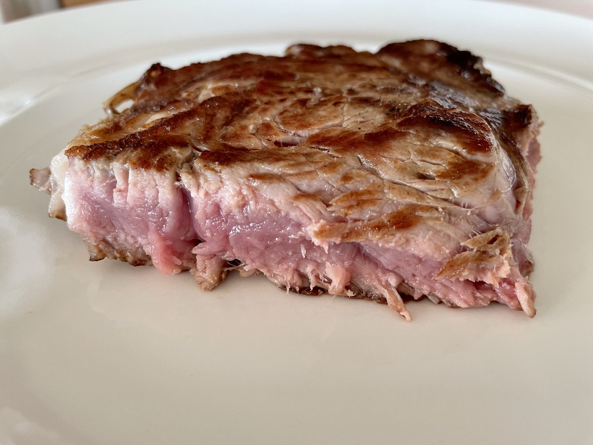 orsolya_health's tweet photo. Second meal today. Wonderful grass-fed steak😋#meatbaseddiet #pkd #angusbeef #grassfedbeef #revero #carnivore #yes2meat https://t.co/rnW8KYki9b