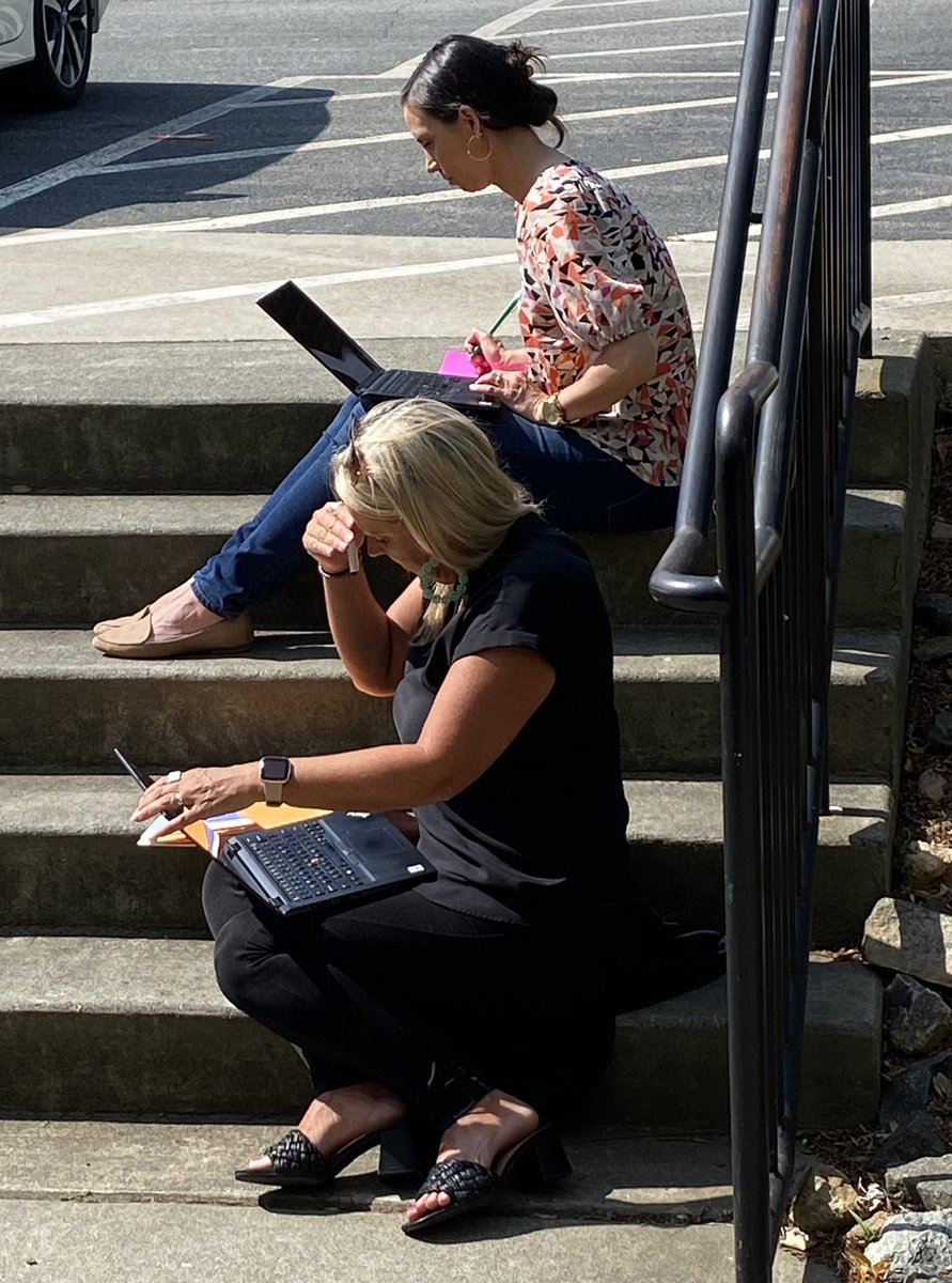 Amy Kines tweet media