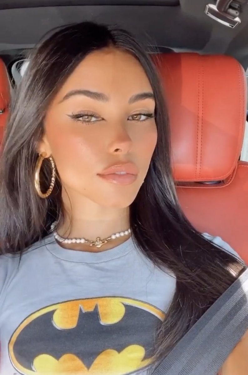 popstarsthinker's tweet photo. madison beer. https://t.co/lcyW5plQue