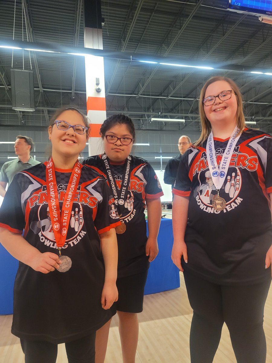isd492's tweet photo. Last week, the Austin Adapted Bowling team competed at the state tournament and had several bowlers place in the top 10.
#AustinPackers https://t.co/BqIrLBgPXn