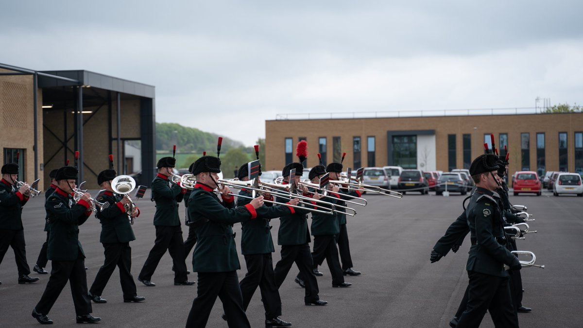 Sounding Retreat tickets are available! bit.ly/3N2tKsL Join The Rifles in London on the 8th &amp; 9th June for spectacular evenings of military music and pageantry with the fastest marching bands in the world.