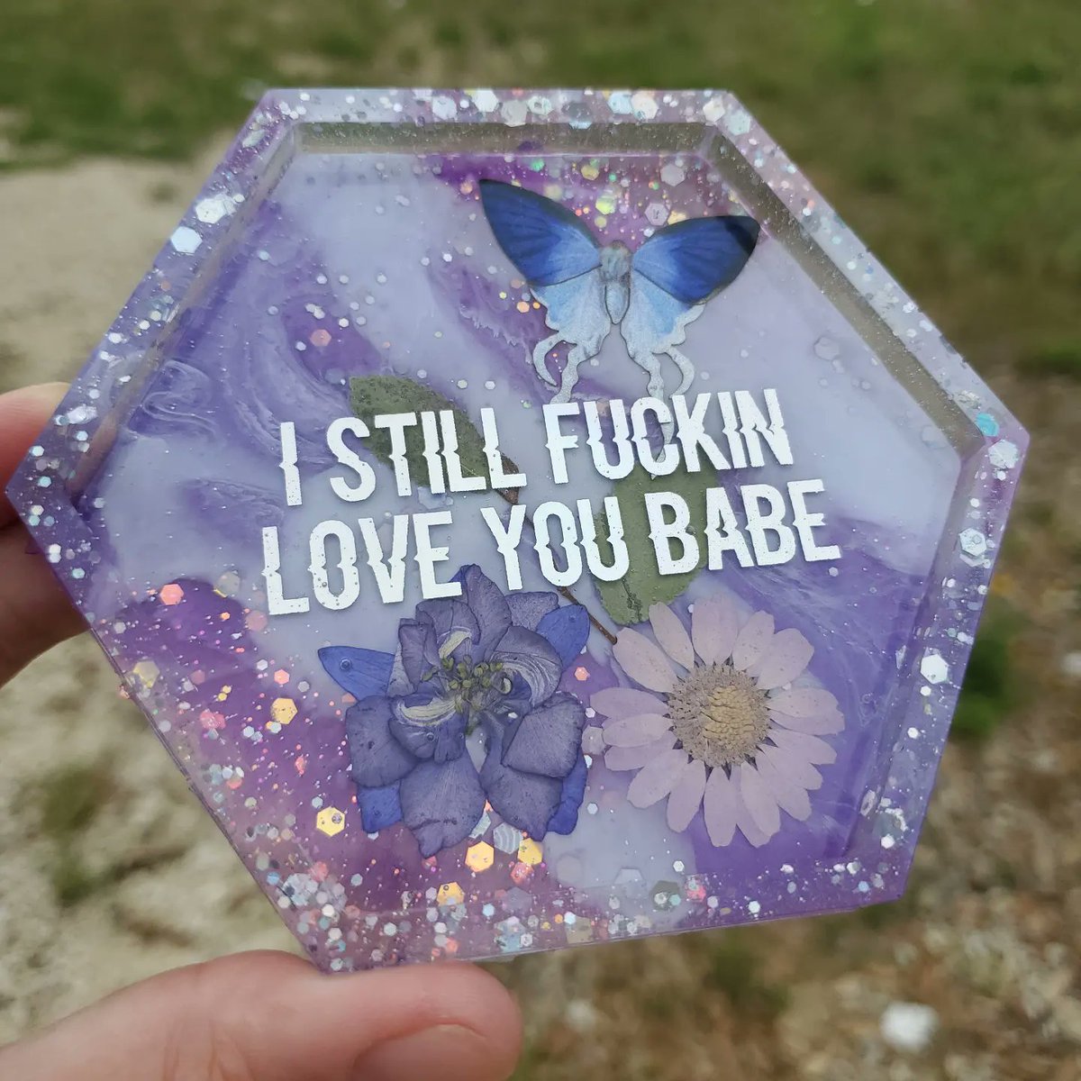cabinsidecrafts's tweet photo. There's still some SOUR coasters, ocean coasters, &amp; more available @ https://t.co/9NrW4jGNE0 ♡♡

Anything purchased today or tomorrow will be shipped by Friday ☆ https://t.co/KoBIV7agWN