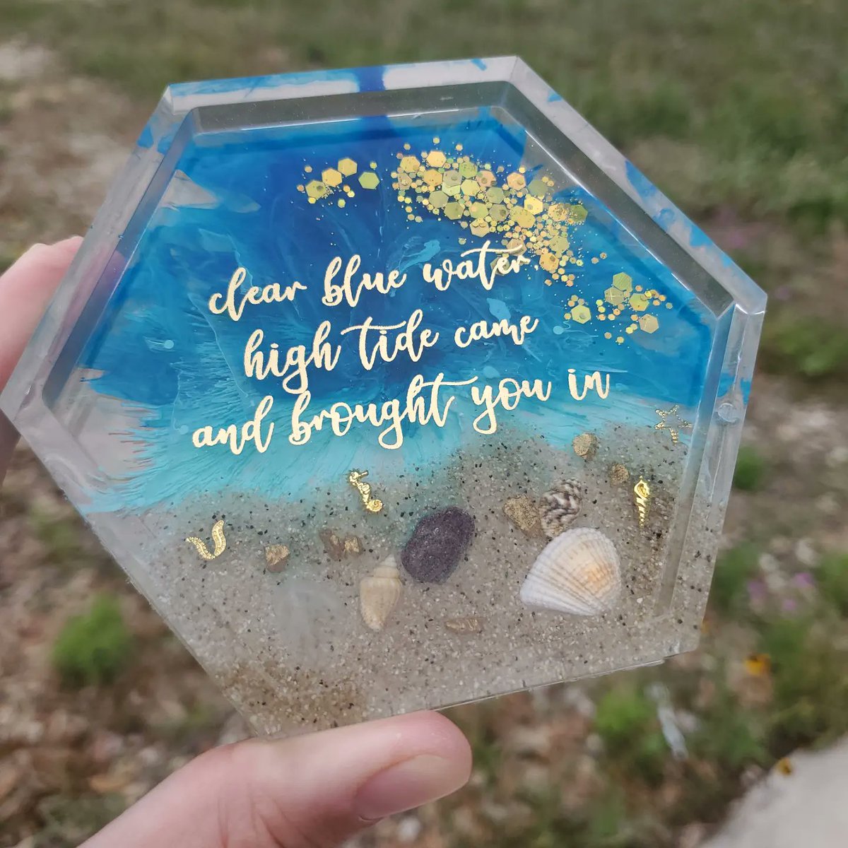cabinsidecrafts's tweet photo. There's still some SOUR coasters, ocean coasters, &amp; more available @ https://t.co/9NrW4jGNE0 ♡♡

Anything purchased today or tomorrow will be shipped by Friday ☆ https://t.co/KoBIV7agWN