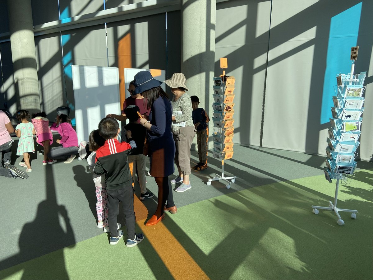 And our exploratory exhibition was the perfect way to share our learning with our community #shareyourlearning #Kindergarten #PBL #Designthinking #illuminatingournaturalneighbors <a href="/Design39Campus/">Design39Campus</a>